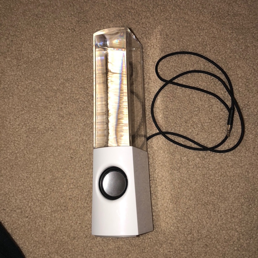 Water speaker